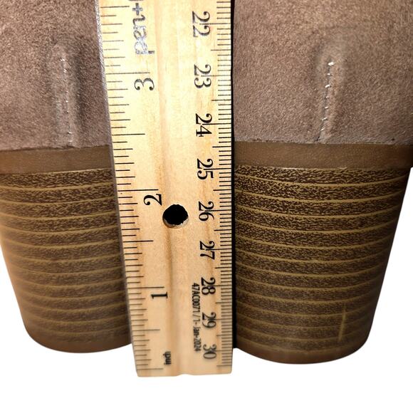 White Mountain 9 Leather Brown Women's Chelsea Ankle  Boots Shoes 2 inch heel - Picture 4 of 8